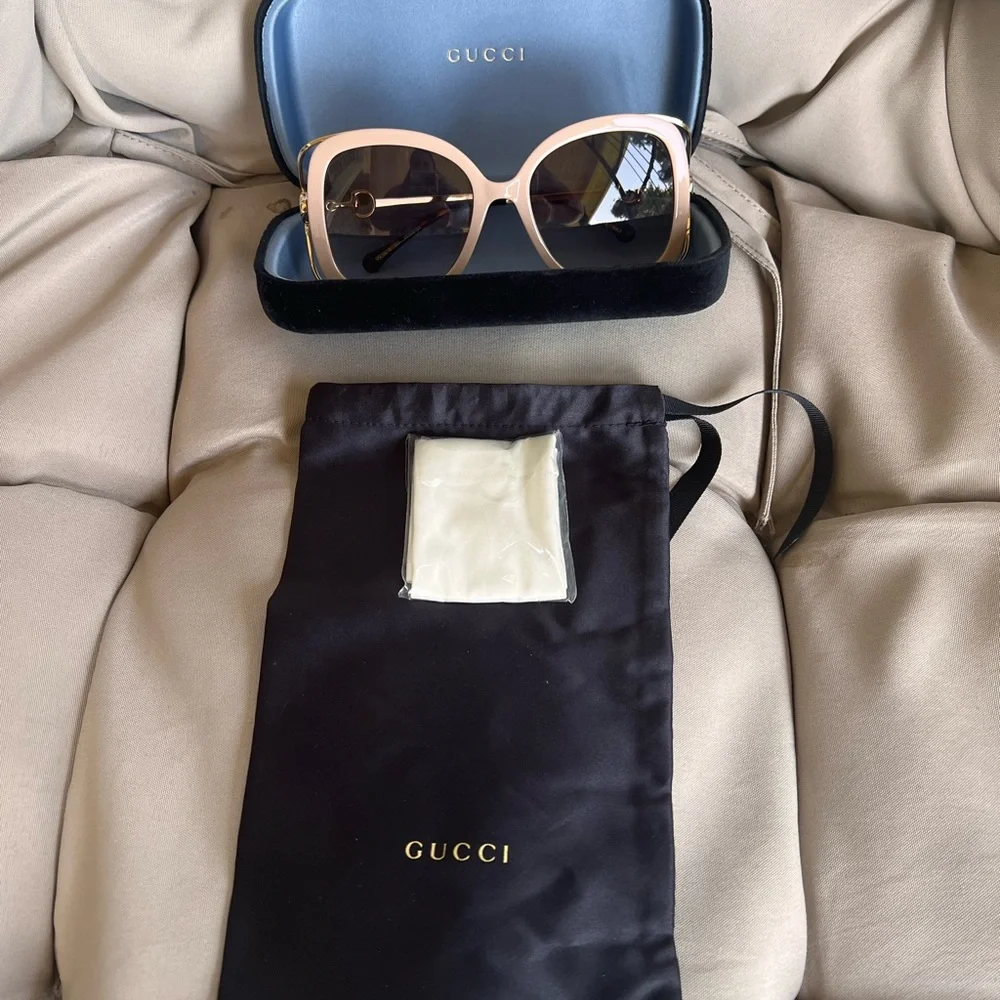 GUCCI NEW SUNGLASSES WITH CASE❤️🔥 - Picture 3 of 16